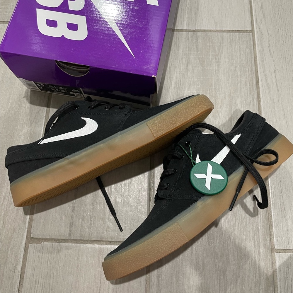 Stefan Janoski Nike Sb shoes🛹